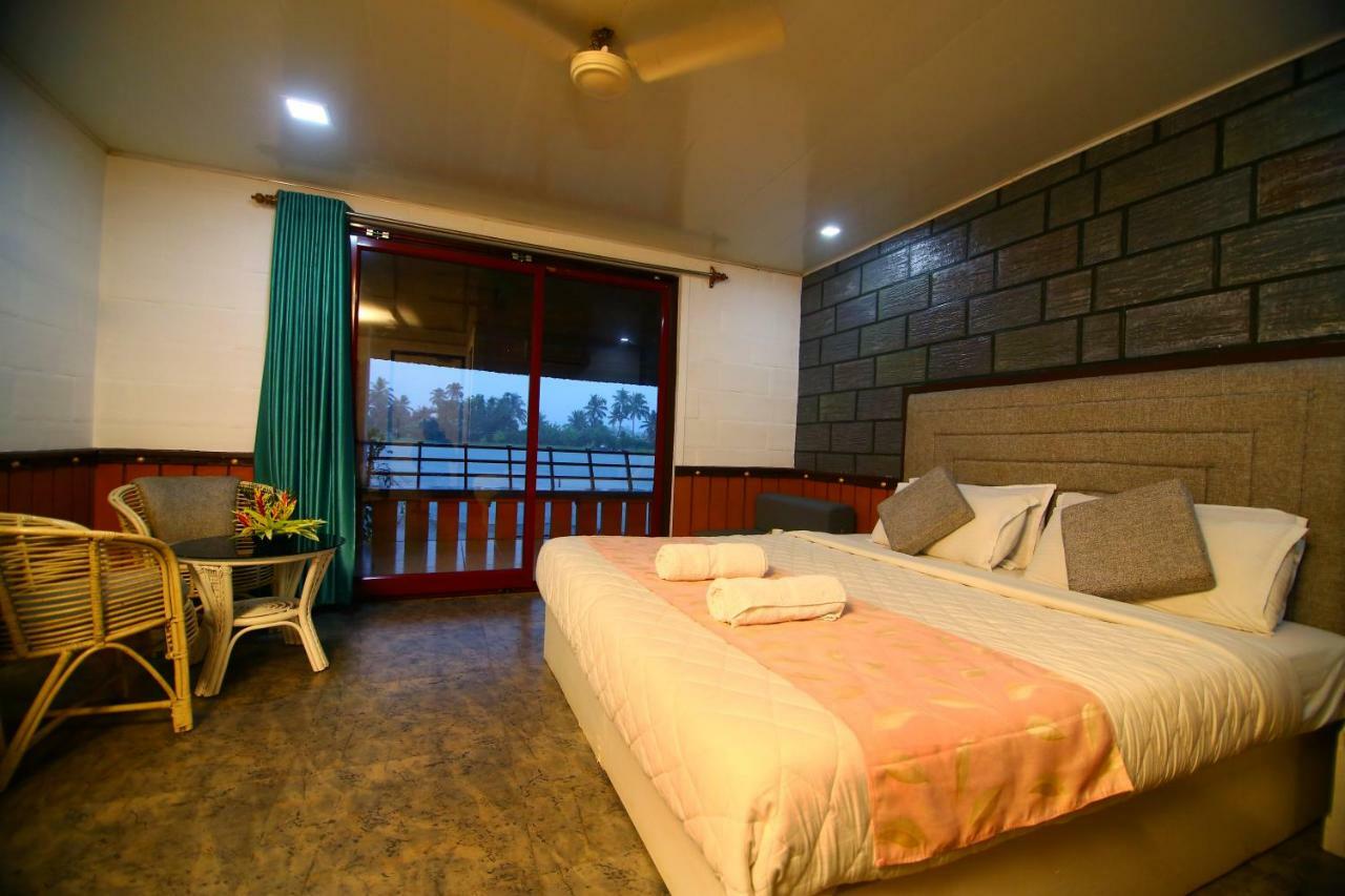 Green Palace Ayurveda Resort, Alleppey Alappuzha Extérieur photo