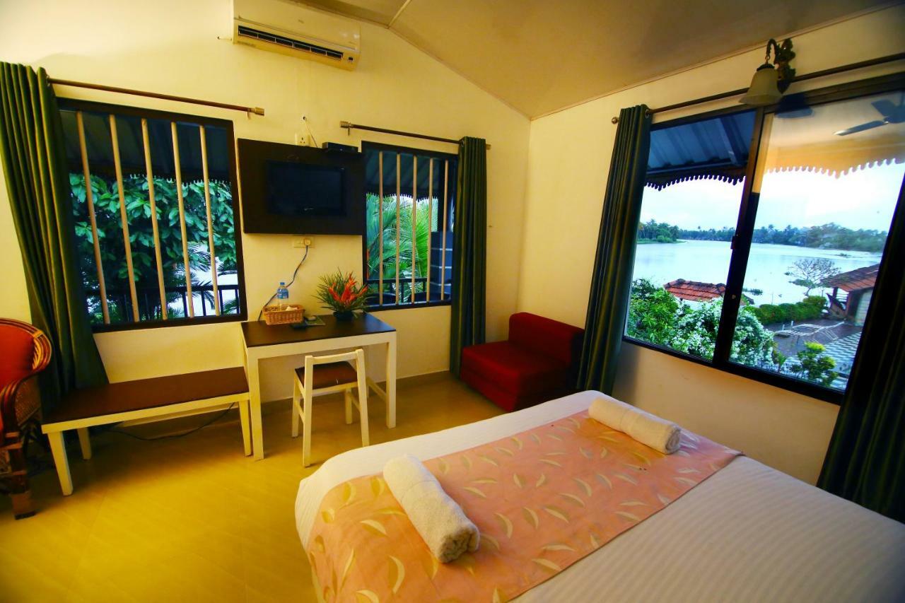 Green Palace Ayurveda Resort, Alleppey Alappuzha Extérieur photo
