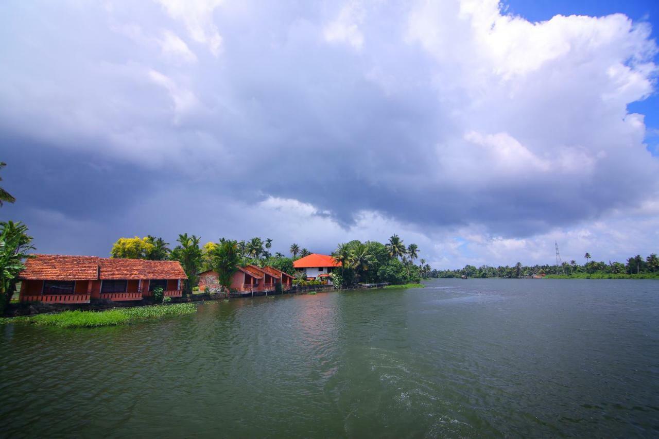 Green Palace Ayurveda Resort, Alleppey Alappuzha Extérieur photo