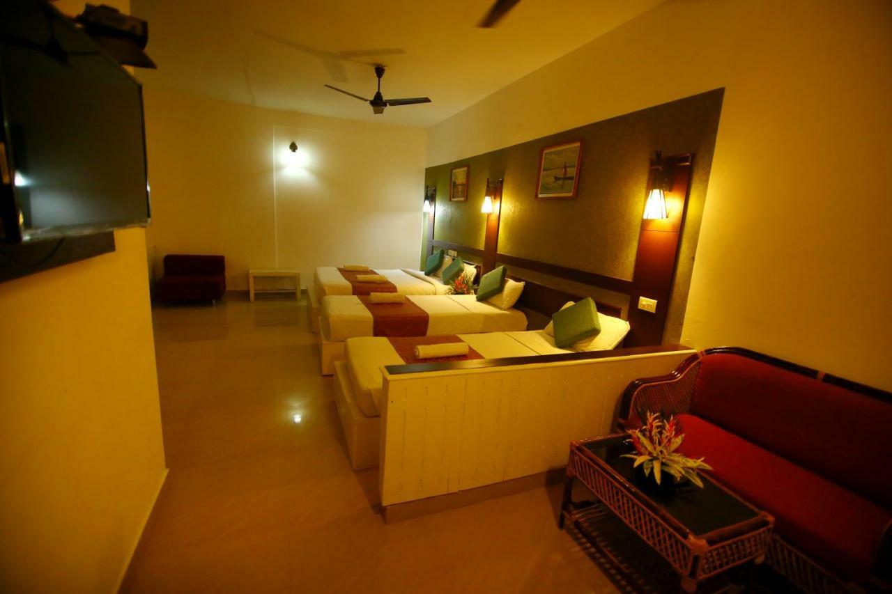 Green Palace Ayurveda Resort, Alleppey Alappuzha Extérieur photo