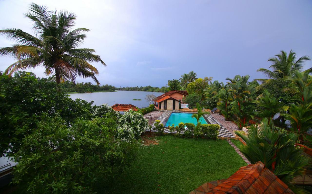 Green Palace Ayurveda Resort, Alleppey Alappuzha Extérieur photo